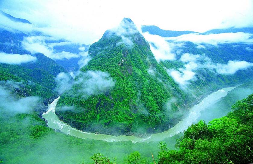 雅魯藏布江大峽谷